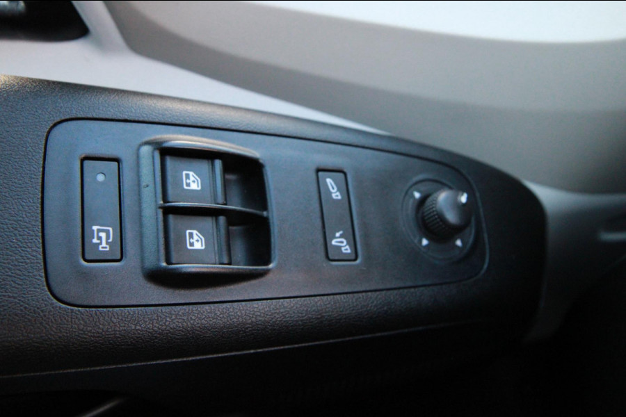 Citroën Jumper 33 2.0 BlueHDi 131PK L2H2 / Navi / Cruise / 3 zits / Airco