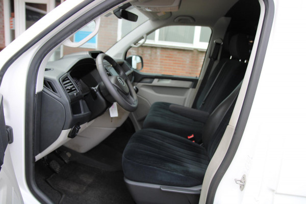 Volkswagen Transporter 2.0 TDI L1H1 150PK Comfortline / Trekhaak / App connect / Cruise