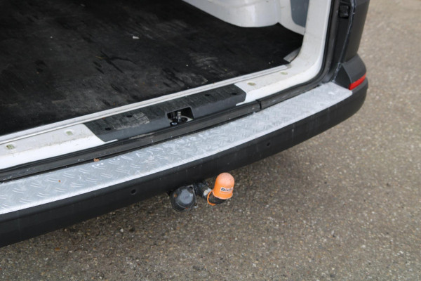 Volkswagen Transporter 2.0 TDI L1H1 150PK Comfortline / Trekhaak / App connect / Cruise
