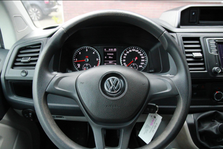 Volkswagen Transporter 2.0 TDI L1H1 150PK Comfortline / Trekhaak / App connect / Cruise
