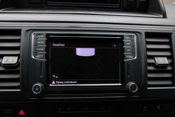 Volkswagen Transporter 2.0 TDI L1H1 150PK Comfortline / Trekhaak / App connect / Cruise