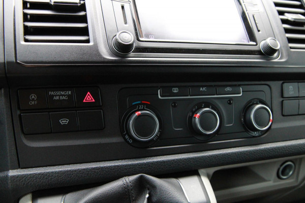 Volkswagen Transporter 2.0 TDI L1H1 150PK Comfortline / Trekhaak / App connect / Cruise