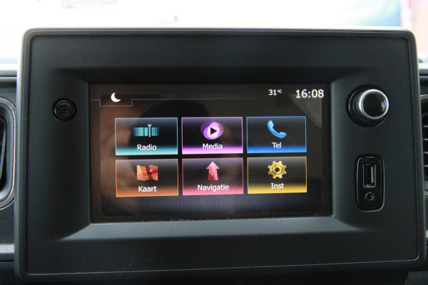 Renault Master T35 2.3 dCi 135PK L3H3 Comfort / App connect / Camera / Cruise
