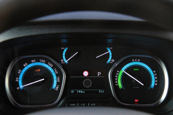 Opel Vivaro-e L2H1 Innovation 50 kWh / App connect / Navi / 3 Zits
