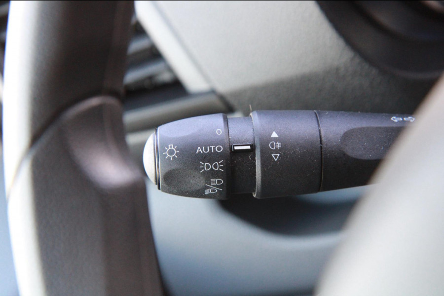 Opel Vivaro-e L2H1 Innovation 50 kWh / App connect / Navi / 3 Zits