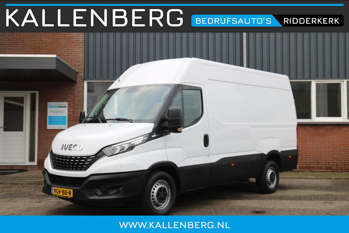 Iveco Daily 35S14V 2.3 352 L2H2 / Automaat / 3500 trekgewicht / Trekhaak Iveco Daily 35S14V 2.3 352 L2H2 / Automaat / 3500 trekgewicht / Trekhaak
