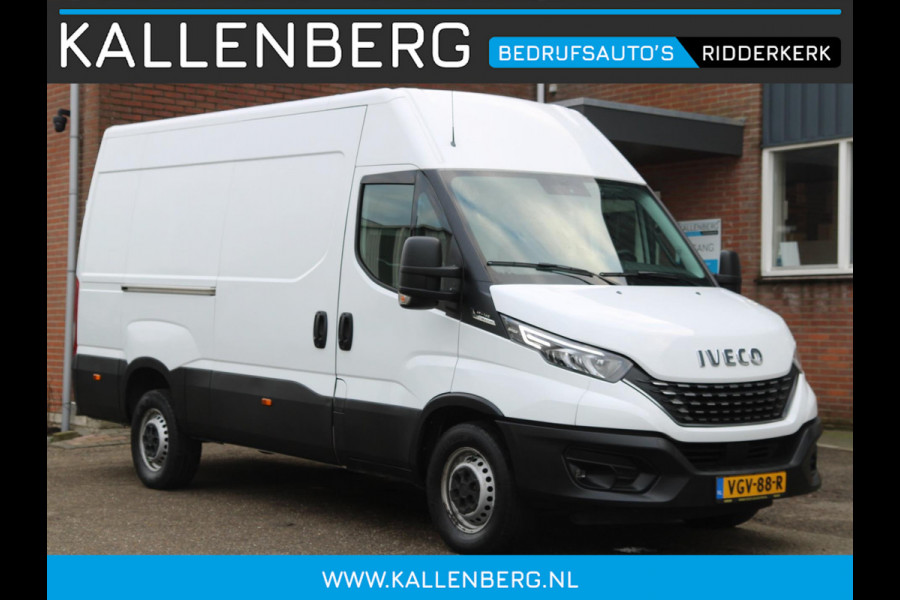 Iveco Daily 35S14V 2.3 352 L2H2 / Automaat / 3500 trekgewicht / Trekhaak