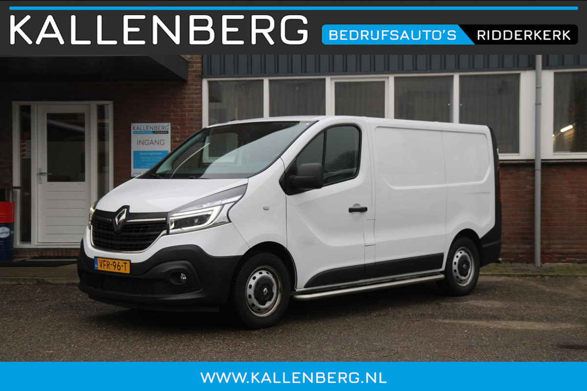 Renault Trafic 1.6 dCi 95 T29 L1H1 Comfort / Laadruimte inrichting / Navi / app connect / 3 zits Renault Trafic 1.6 dCi 95 T29 L1H1 Comfort / Laadruimte inrichting / Navi / app connect / 3 zits