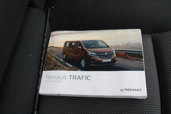 Renault Trafic 1.6 dCi 95 T29 L1H1 Comfort / Laadruimte inrichting / Navi / app connect / 3 zits