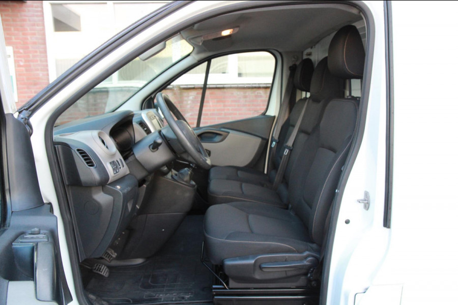 Renault Trafic 1.6 dCi T29 L2H1 Comfort Energy / Camera / Trekhaak / Imperiaal