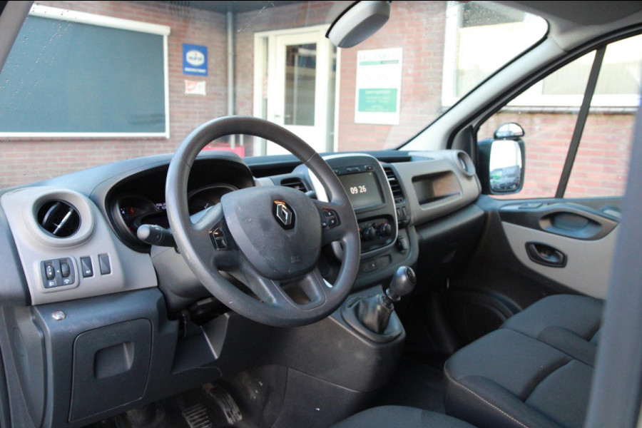 Renault Trafic 1.6 dCi T29 L2H1 Comfort Energy / Camera / Trekhaak / Imperiaal