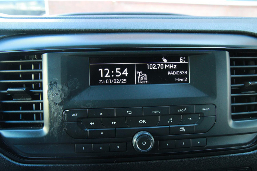 Peugeot Expert 2.0 BlueHDI 120 Long Premium / Trekhaak / Laadruimte inrichting / Cruise / 3 zits