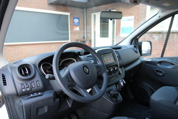 Renault Trafic 2.0 dCi 120PK T29 L1H1 Comfort / Trekhaak / Laadruimte inrichting / App connect