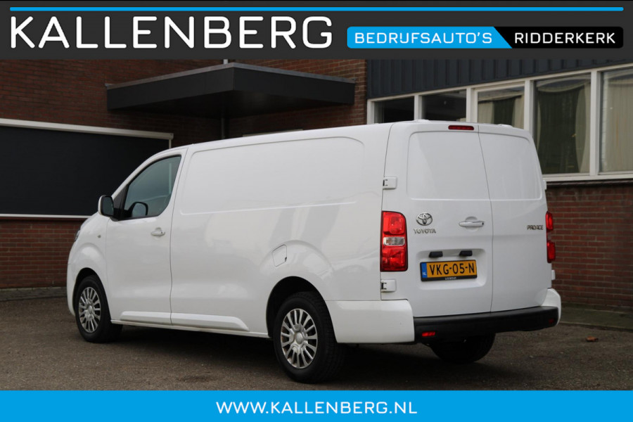 Toyota ProAce Worker 2.0 D-4D Professional L3H1 / Automaat 8 traps / Navi app connect / 3 zits