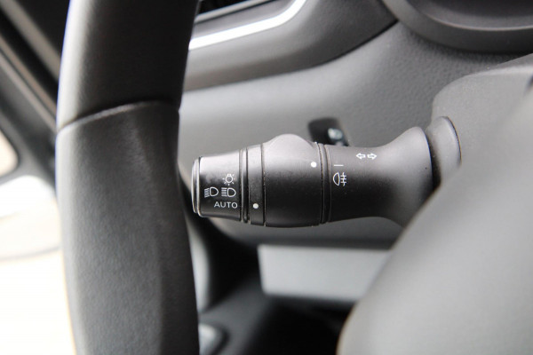Renault Master T35 2.3 dCi 150PK L2H2 New model / Camera / Trekhaak / BLIS / NAVI