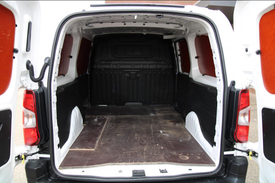 Opel Combo 1.5D 102PK L2H1 Edition / App connect Navi / PDC / Multistuur