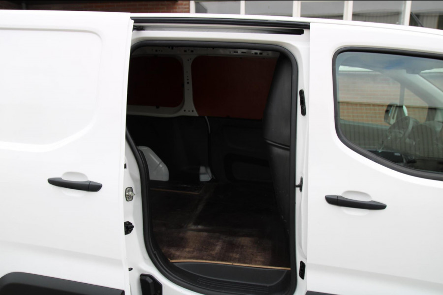 Opel Combo 1.5D 102PK L2H1 Edition / App connect Navi / PDC / Multistuur