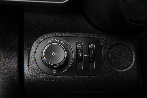 Opel Combo 1.5D 102PK L2H1 Edition / App connect Navi / PDC / Multistuur