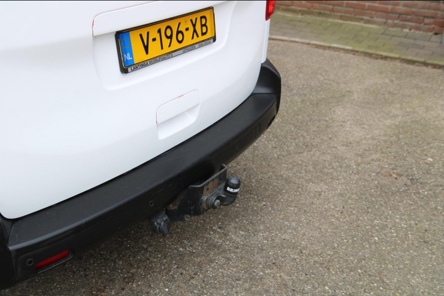 Toyota ProAce Worker 2.0 D-4D Navigator Long / App connect / Trekhaak / Imperiaal / Navi
