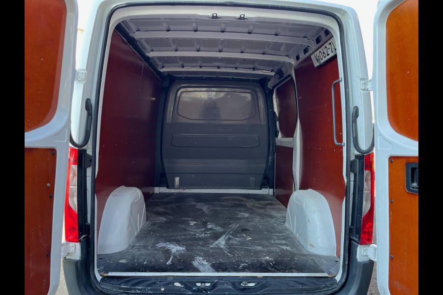 Mercedes-Benz Sprinter 211 2.2 CDI L1H1 Functional / Trekhaak / Airco / Bluetooth