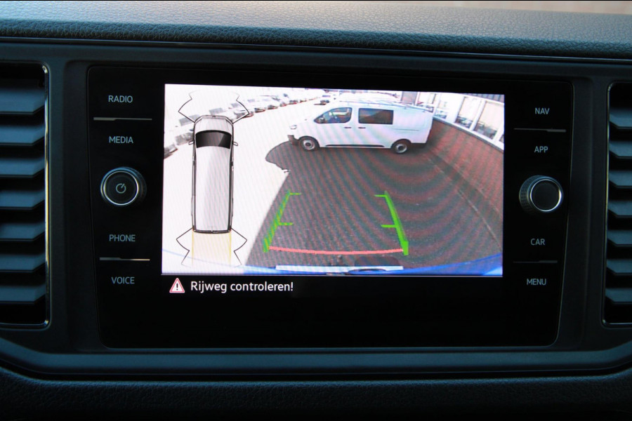 Volkswagen Crafter 35 2.0 TDI L3H2 Automaat / Camera / App connect / Trekhaak
