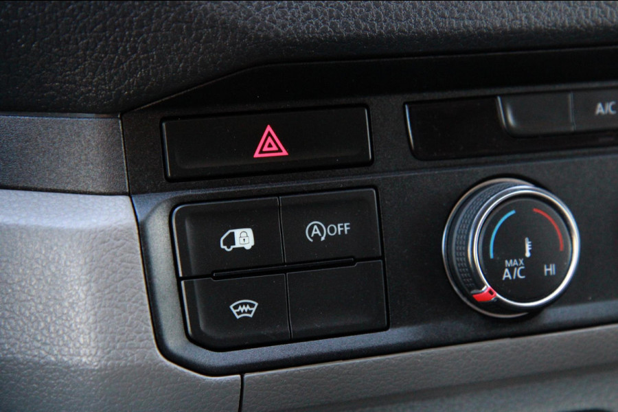 Volkswagen Crafter 35 2.0 TDI L3H2 Automaat / Camera / App connect / Trekhaak
