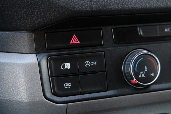 Volkswagen Crafter 35 2.0 TDI L3H2 Automaat / Camera / App connect / Trekhaak