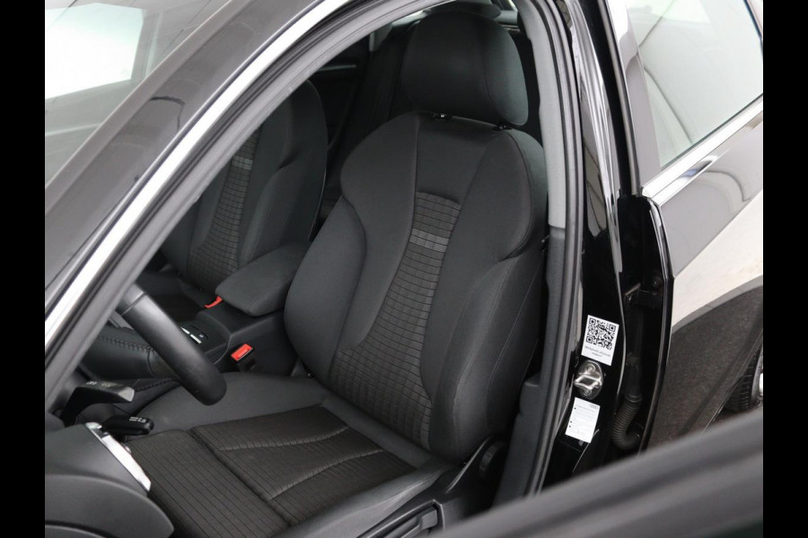 Audi A3 30 TFSI Sport | Full LED | Sportstoelen | Navigatie | Climate control | Bluetooth | Cruise control | Parkeerhulp