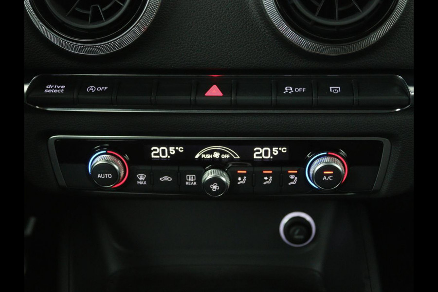 Audi A3 30 TFSI Sport | Full LED | Sportstoelen | Navigatie | Climate control | Bluetooth | Cruise control | Parkeerhulp