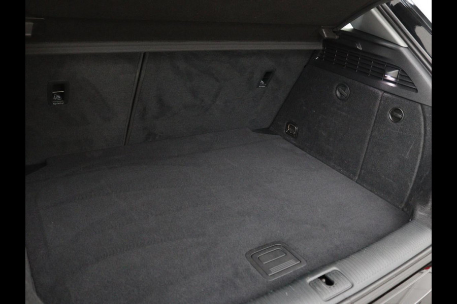 Audi A3 30 TFSI Sport | Full LED | Sportstoelen | Navigatie | Climate control | Bluetooth | Cruise control | Parkeerhulp