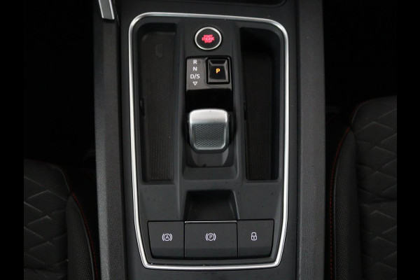 Seat Leon 1.5 eTSI FR Intens | Stoel & stuurverwarming | Trekhaak | Adaptive cruise | Navigatie | Parkeerhulp | Full LED