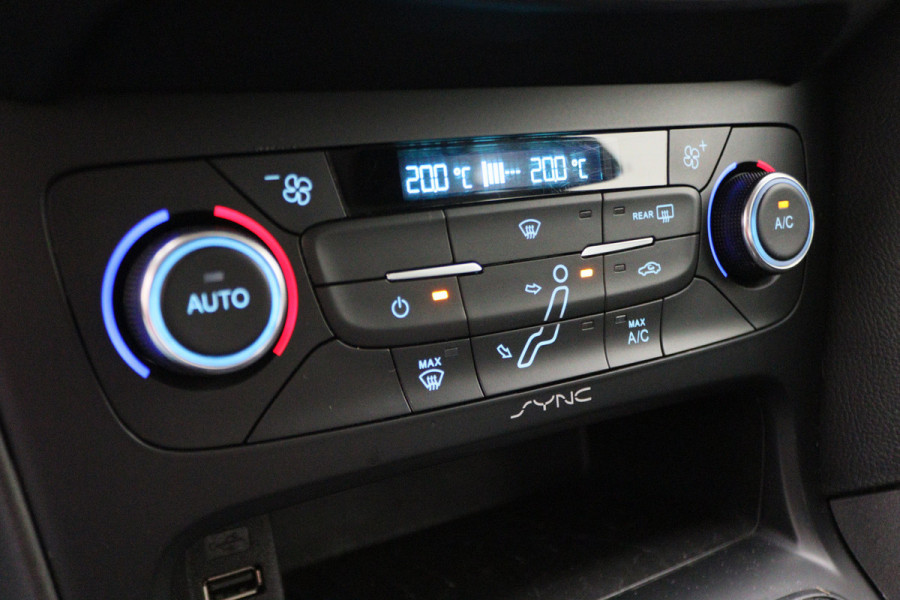 Ford Focus 1.0 EcoBoost Titanium Business Climate, Cruise, Bluetooth, Elektrisch Pakket, Radio/CD, USB, 16''