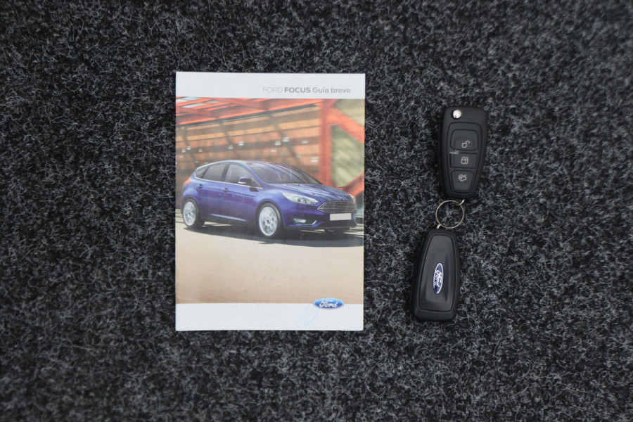 Ford Focus 1.0 EcoBoost Titanium Business Climate, Cruise, Bluetooth, Elektrisch Pakket, Radio/CD, USB, 16''