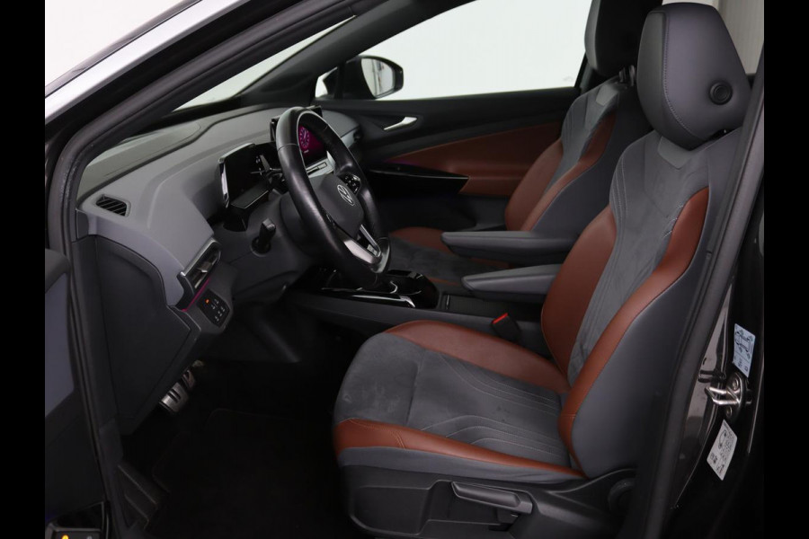 Volkswagen ID.4 First 77 kWh | Warmtepomp | Stoel & stuurverwarming | Carplay | Adaptive cruise | Full LED | Half leder | Navigatie | Parkeerhulp