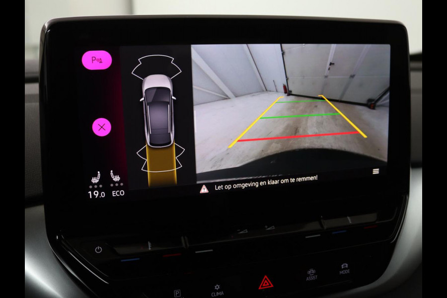 Volkswagen ID.4 First 77 kWh | Warmtepomp | Stoel & stuurverwarming | Carplay | Adaptive cruise | Full LED | Half leder | Navigatie | Parkeerhulp