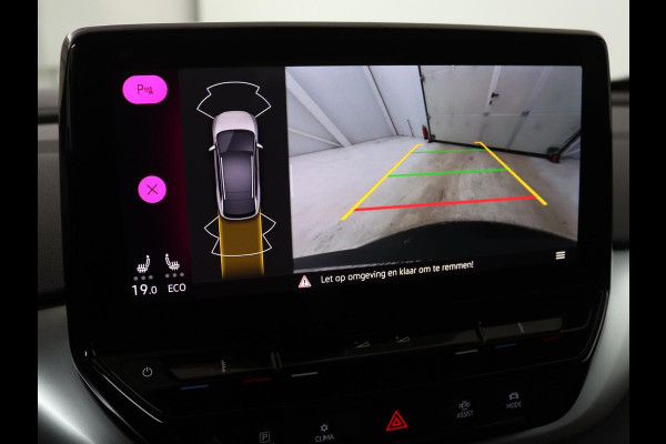 Volkswagen ID.4 First 77 kWh | Warmtepomp | Stoel & stuurverwarming | Carplay | Adaptive cruise | Full LED | Half leder | Navigatie | Parkeerhulp