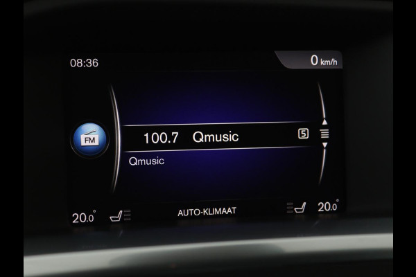 Volvo V60 1.5 T3 R-Design | Stoelverwarming | Xenon | Leder/Alcantara | Navigatie | Trekhaak | Parkeerhulp | Climate control | Cruise control