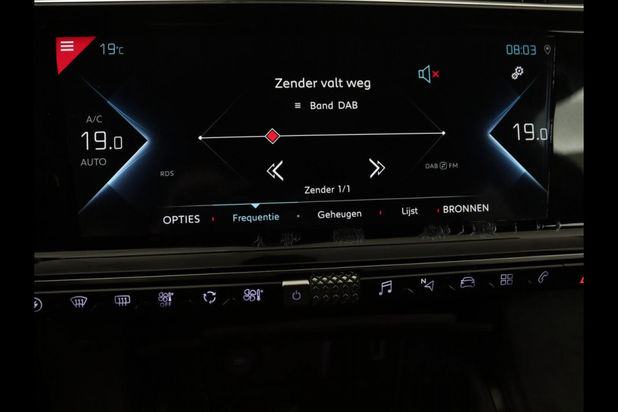 DS 7 Crossback E-Tense 4x4 Performance Line | Panoramadak | Adaptive cruise | Leder/Alcantara | Keyless | Full LED | Carplay | Navigatie | Camera | PHEV