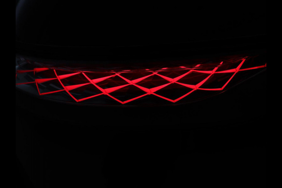 DS 7 Crossback E-Tense 4x4 Performance Line | Panoramadak | Adaptive cruise | Leder/Alcantara | Keyless | Full LED | Carplay | Navigatie | Camera | PHEV