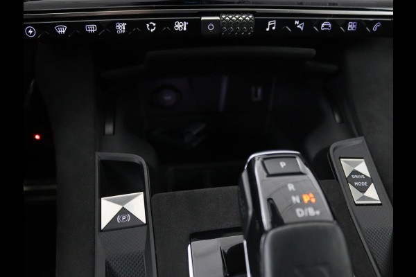 DS 7 Crossback E-Tense 4x4 Performance Line | Panoramadak | Adaptive cruise | Leder/Alcantara | Keyless | Full LED | Carplay | Navigatie | Camera | PHEV