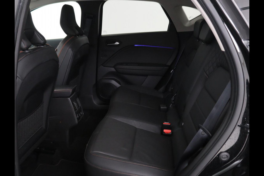 Renault Captur 1.6 E-Tech Hybrid 145 Initiale Paris | Leder | Stoel & stuurverwarming | Camera | Full LED | Park Assist | Carplay | BOSE Sound