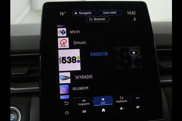 Renault Captur 1.6 E-Tech Hybrid 145 Initiale Paris | Leder | Stoel & stuurverwarming | Camera | Full LED | Park Assist | Carplay | BOSE Sound