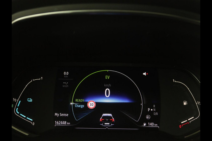 Renault Captur 1.6 E-Tech Hybrid 145 Initiale Paris | Leder | Stoel & stuurverwarming | Camera | Full LED | Park Assist | Carplay | BOSE Sound