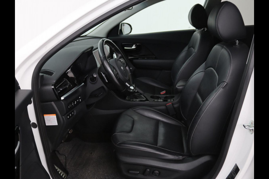 Kia Niro 1.6 GDI PHEV ExecutiveLine | Leder | Stoelventilatie | JBL Sound | Adaptive cruise | Camera | Carplay | Keyless | Navigatie | Stuur & achterbankverwarming