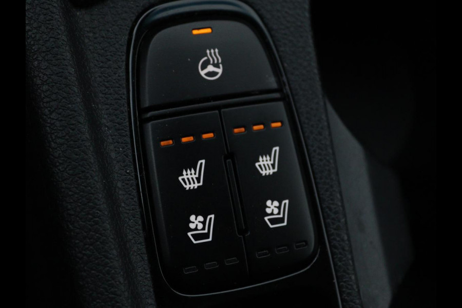 Kia Niro 1.6 GDI PHEV ExecutiveLine | Leder | Stoelventilatie | JBL Sound | Adaptive cruise | Camera | Carplay | Keyless | Navigatie | Stuur & achterbankverwarming