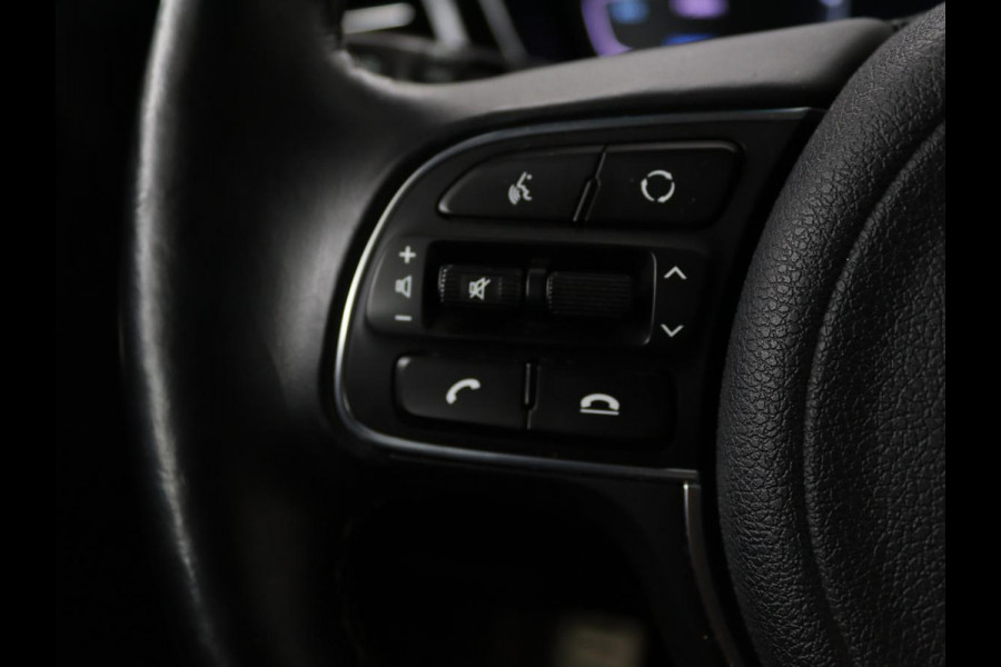 Kia Niro 1.6 GDI PHEV ExecutiveLine | Leder | Stoelventilatie | JBL Sound | Adaptive cruise | Camera | Carplay | Keyless | Navigatie | Stuur & achterbankverwarming