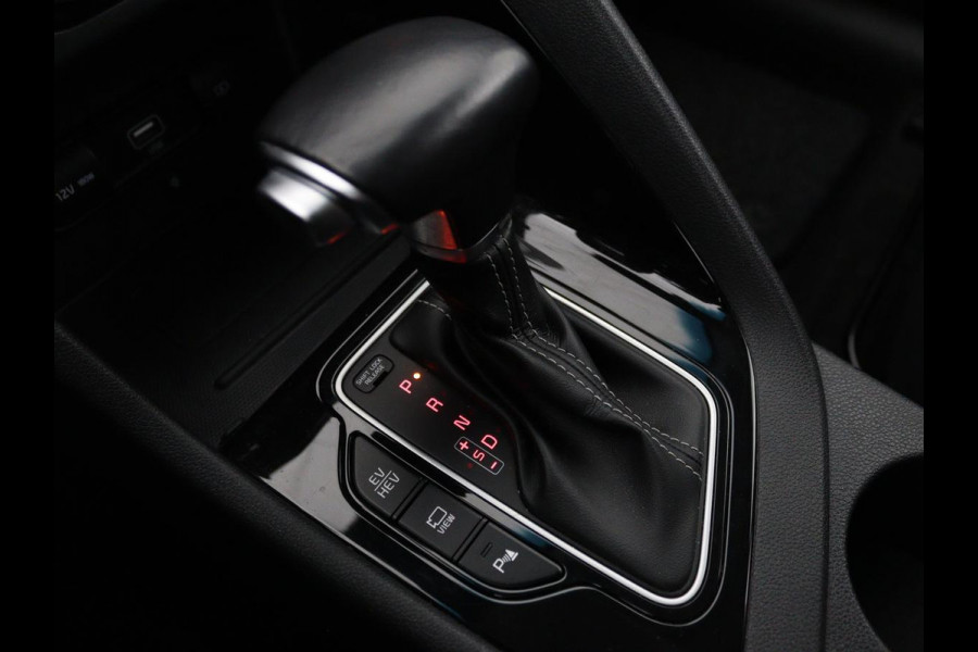 Kia Niro 1.6 GDI PHEV ExecutiveLine | Leder | Stoelventilatie | JBL Sound | Adaptive cruise | Camera | Carplay | Keyless | Navigatie | Stuur & achterbankverwarming