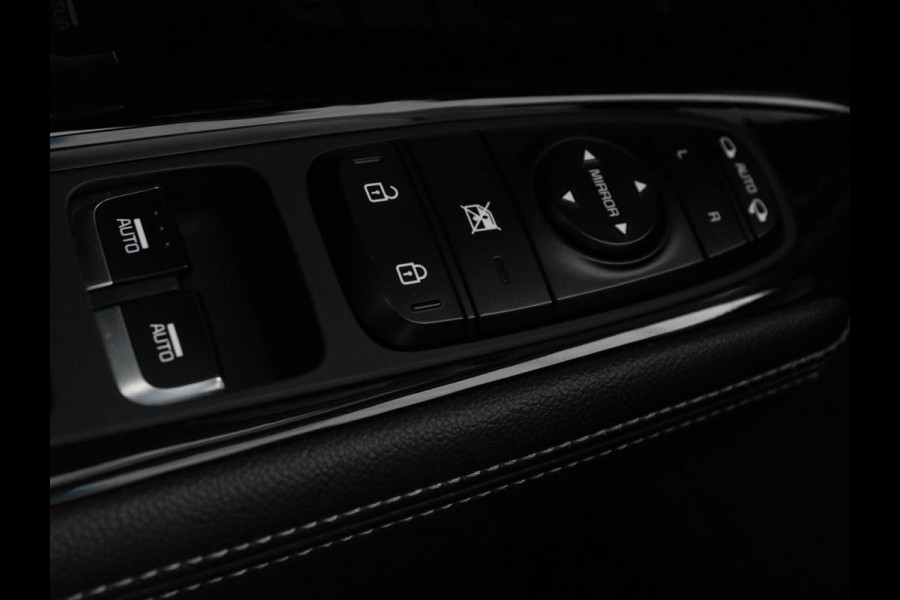 Kia Niro 1.6 GDI PHEV ExecutiveLine | Leder | Stoelventilatie | JBL Sound | Adaptive cruise | Camera | Carplay | Keyless | Navigatie | Stuur & achterbankverwarming