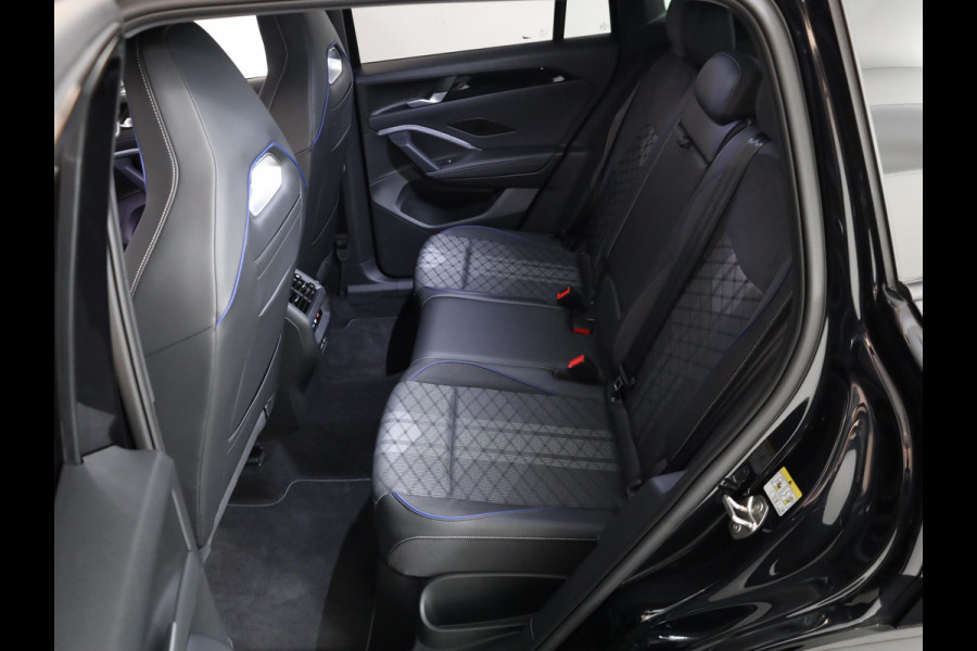 Volkswagen Tiguan 1.5 eTSI R-Line Edition 150 pk Automaat (DSG) | Navigatie | Parkeersensoren (Park assist) | Rondomzicht camera | Matrix LED koplampen | Black Style pakket | R-Line |