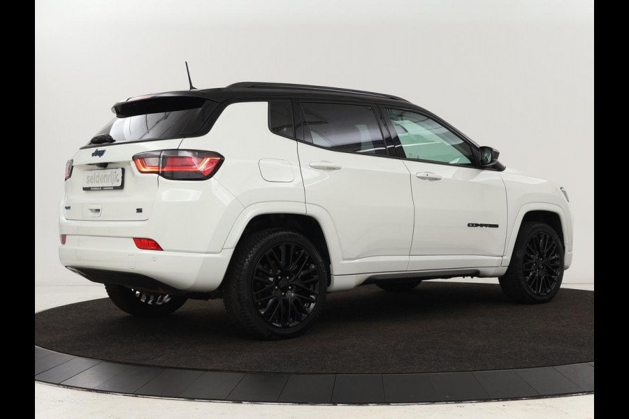 Jeep Compass 4xe 240 Plug-in Hybride Electric S | Leder | Stoel & stuurverwarming | Camera | Adaptive cruise | Carplay | Navigatie